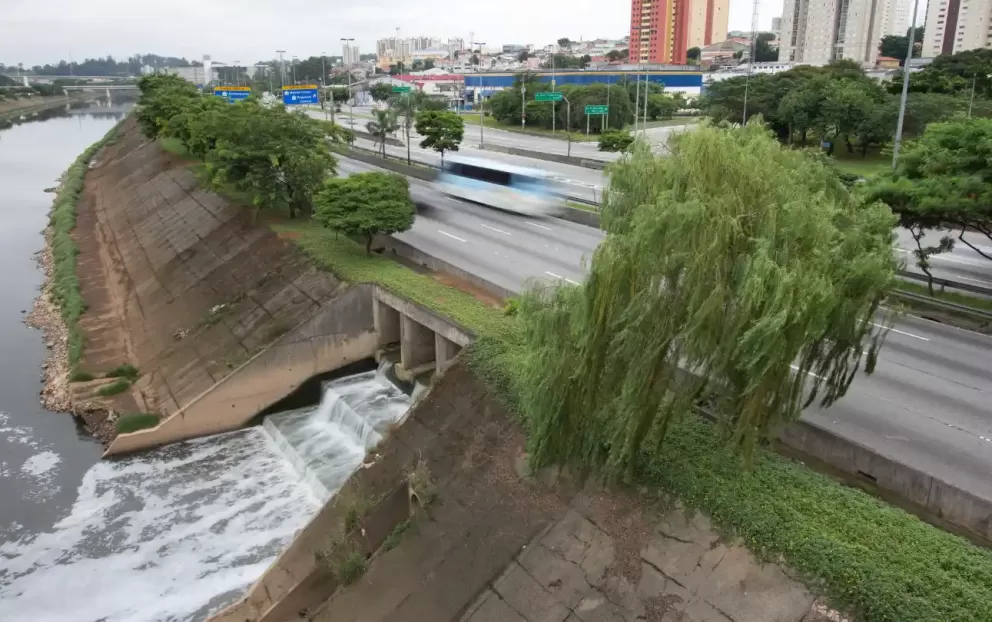Por que a drenagem é essencial para cidades resilientes?